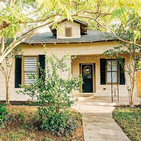 Close To Downtown San Antonio,Tx With Private Backyard And Firepit Extérieur photo
