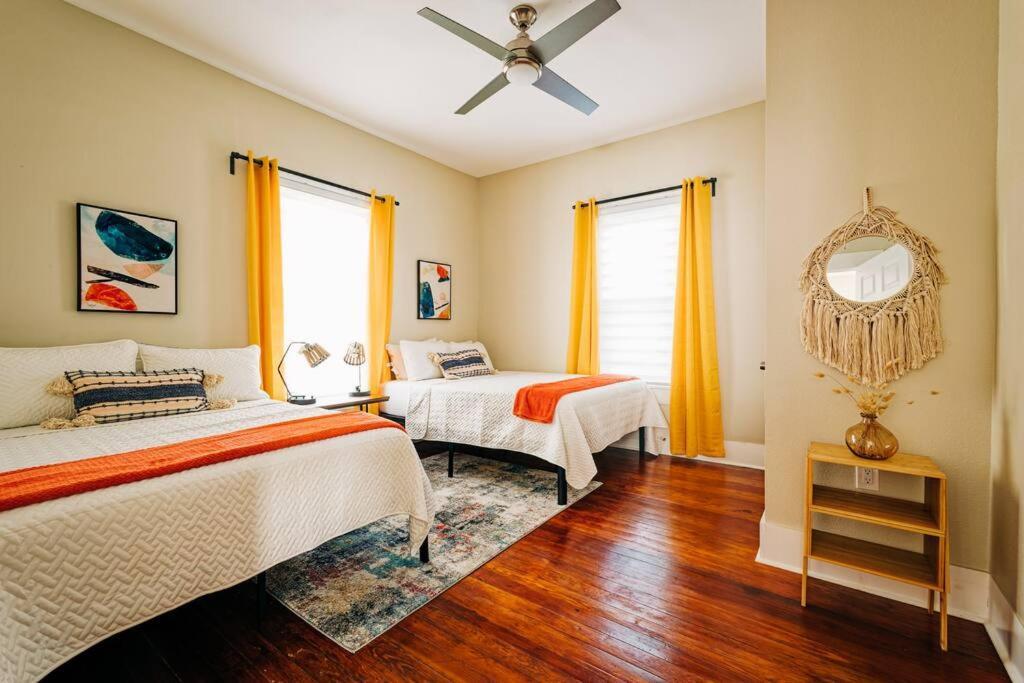 Close To Downtown San Antonio,Tx With Private Backyard And Firepit Extérieur photo